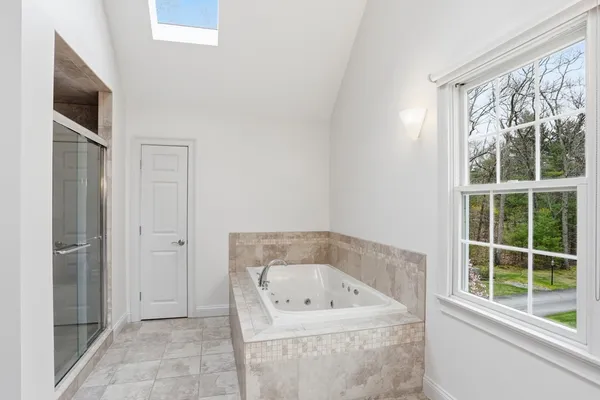$2,195,000 | 3 Oak Knoll Road, Carlisle, MA 01741