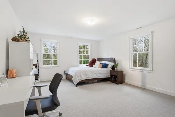 $2,195,000 | 3 Oak Knoll Road, Carlisle, MA 01741