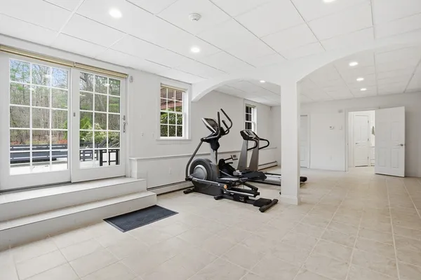 $2,195,000 | 3 Oak Knoll Road, Carlisle, MA 01741