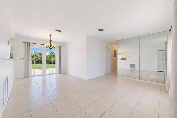 $499,900 | 15305 Southwest 104th Avenue, Miami, FL 33157