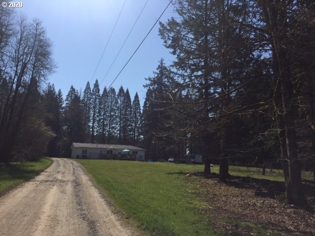 34881 Southeast Gunderson Road Sandy, OR 97055 - Photo 3 of 9