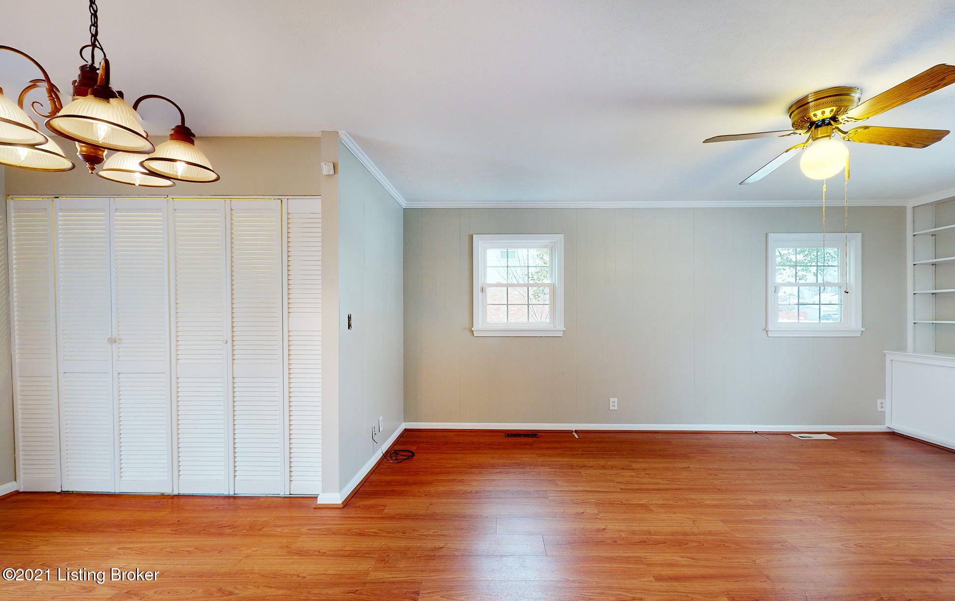 122 Blue Ridge Road Louisville, KY 40223 - Photo 23 of 74 Engineered Hardwood Flooring