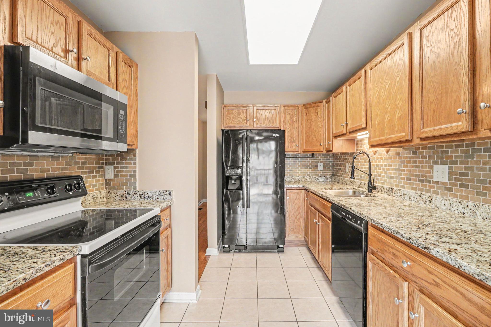 203 Silver Leaf Ridge Harrisburg, PA 17110 - Photo 12 of 35