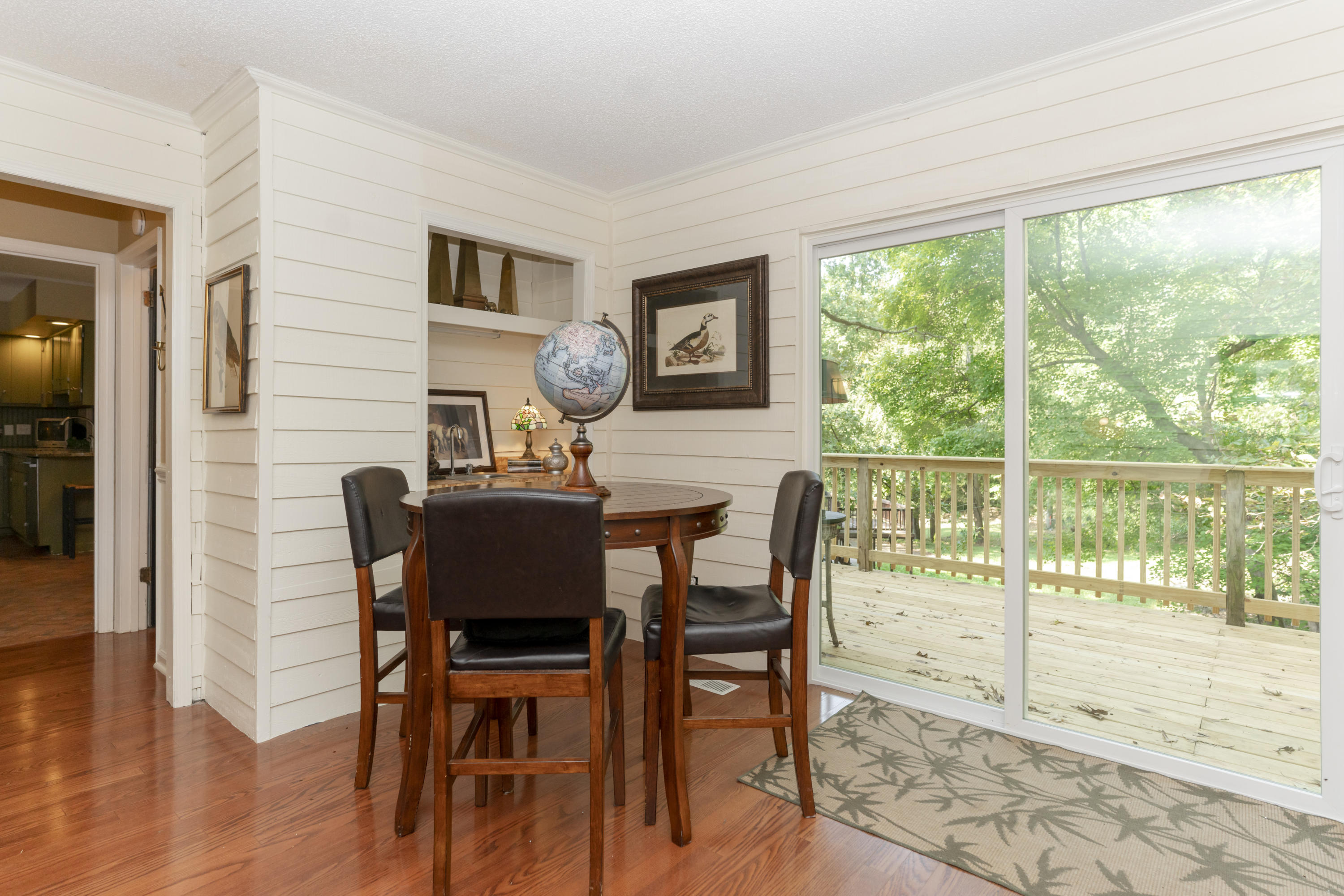 1940 Rock Bluff Road Hixson, TN 37343 - Photo 13 of 40 Living Room