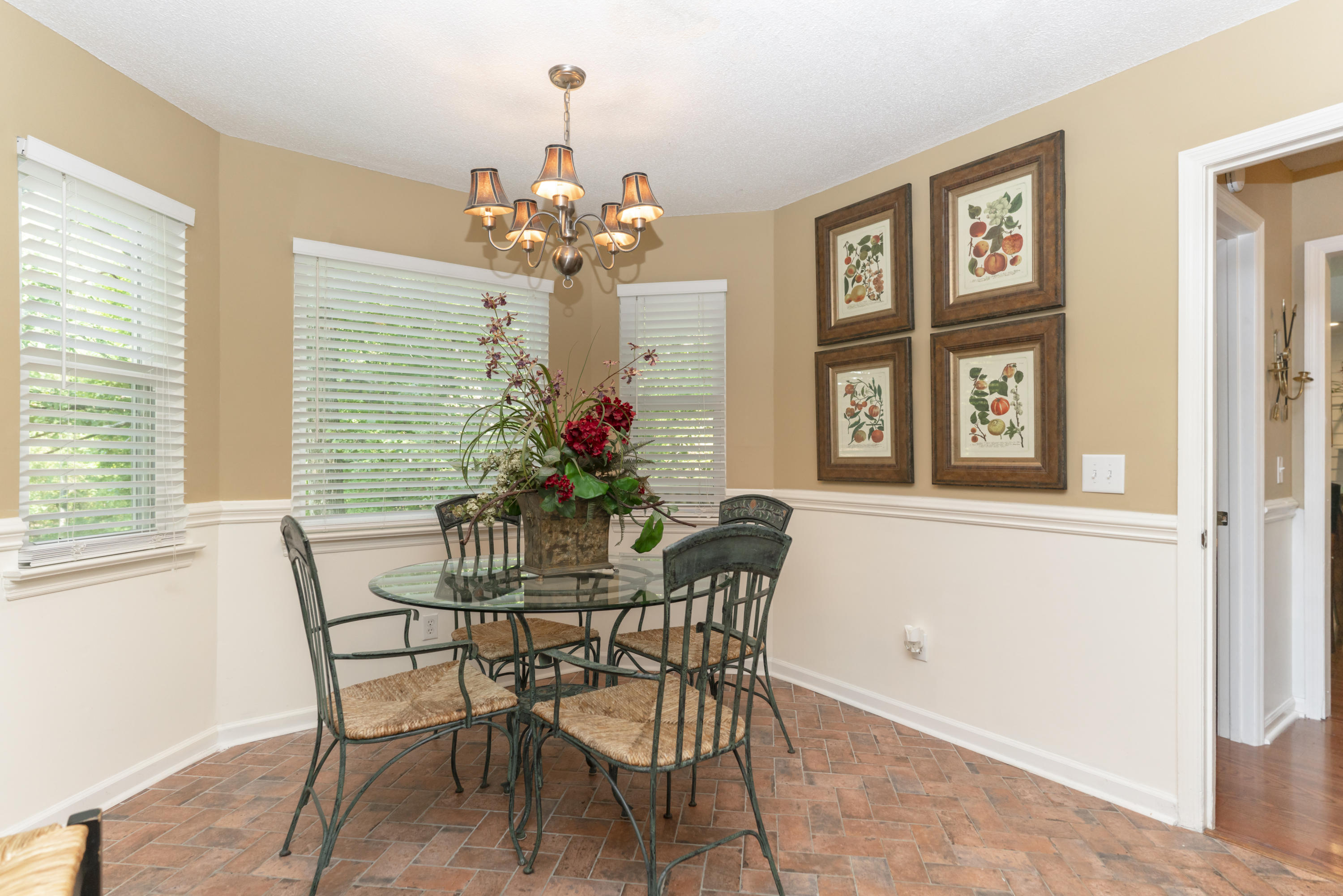 1940 Rock Bluff Road Hixson, TN 37343 - Photo 15 of 40 Breakfast Area
