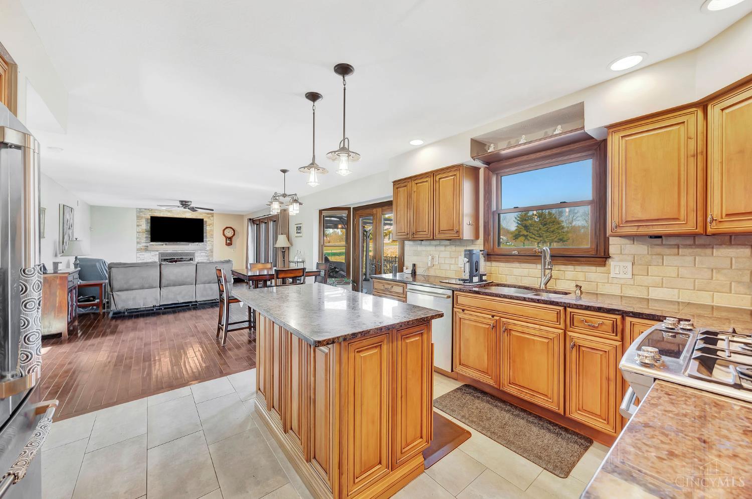 3574 McLean Road Franklin, OH 45005 - Photo 4 of 47 Gallery Image 4