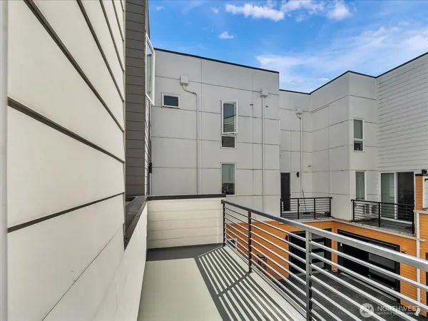 $524,900 | 3628 14th Avenue South, Seattle, WA 98144