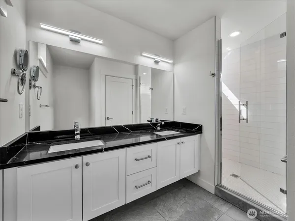 $524,900 | 3628 14th Avenue South, Seattle, WA 98144