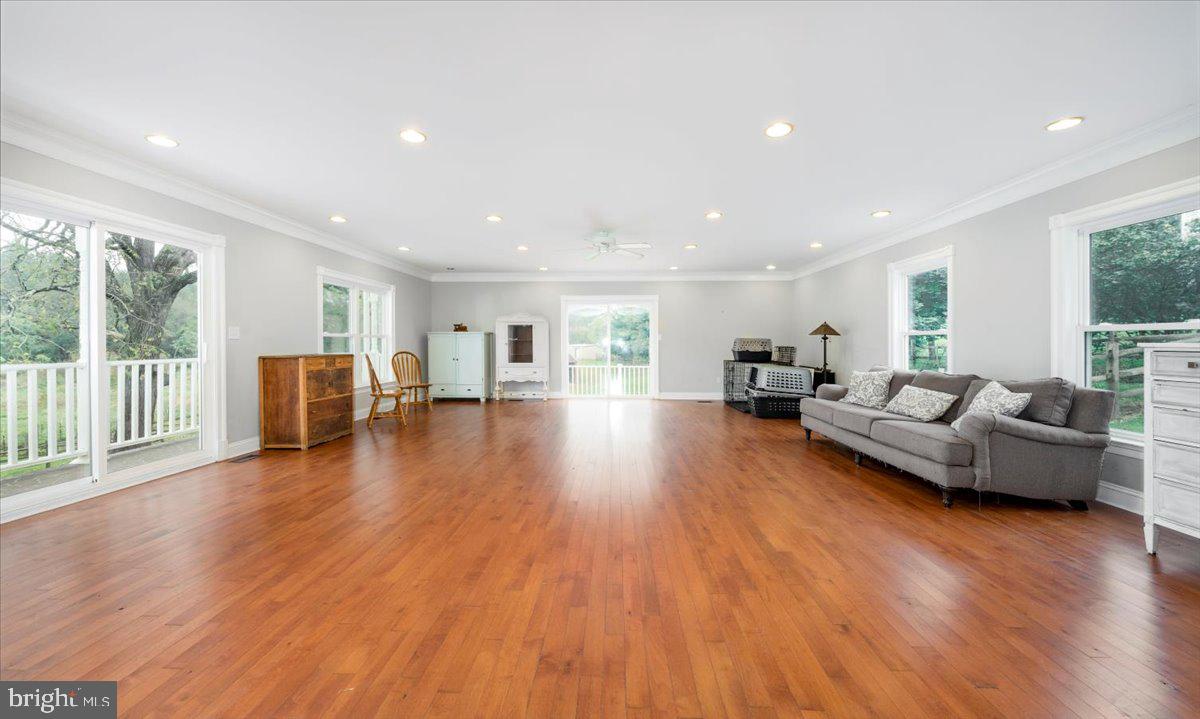 3251 Kemptown Church Road Monrovia, MD 21770 - Photo 14 of 59