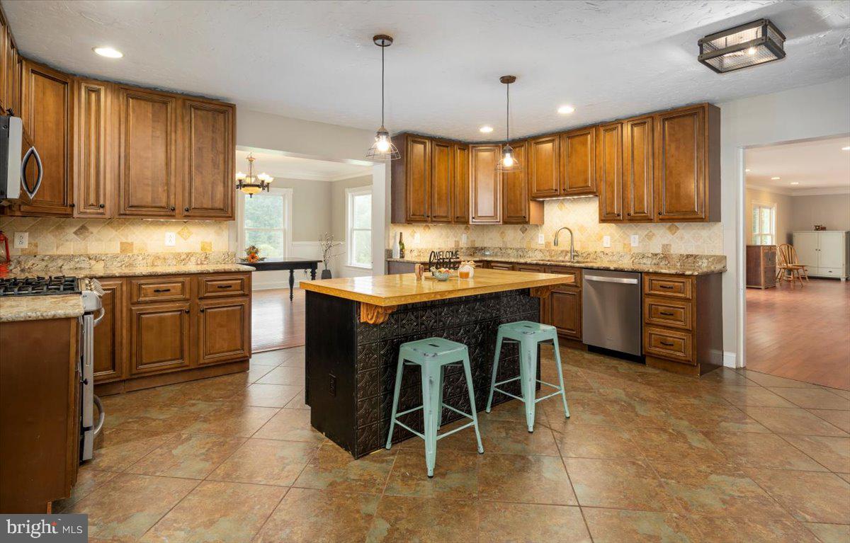 3251 Kemptown Church Road Monrovia, MD 21770 - Photo 8 of 59
