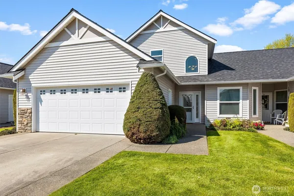 $549,500 | 1149 Aaron Drive, Unit B, Lynden, WA 98264
