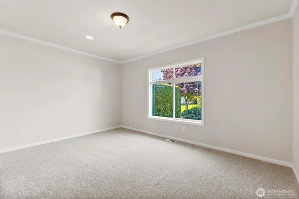 $549,500 | 1149 Aaron Drive, Unit B, Lynden, WA 98264