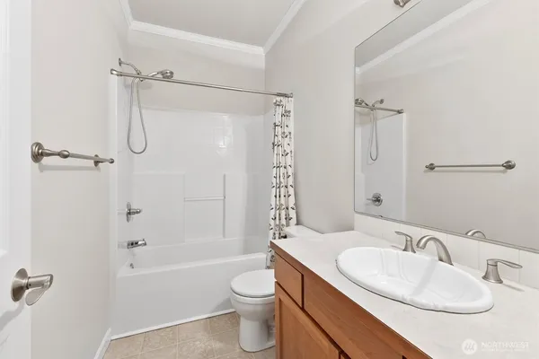 $549,500 | 1149 Aaron Drive, Unit B, Lynden, WA 98264
