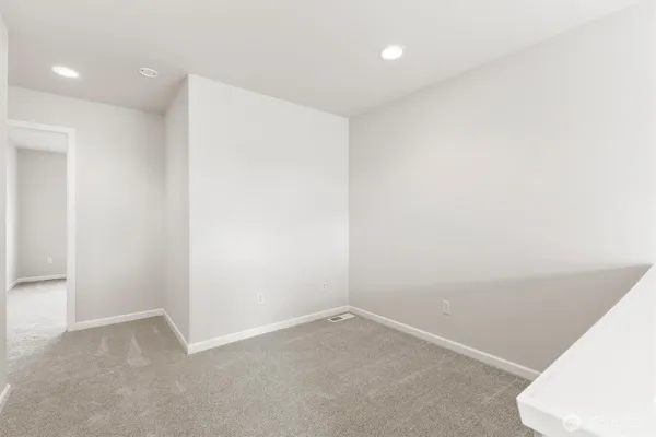 $549,500 | 1149 Aaron Drive, Unit B, Lynden, WA 98264