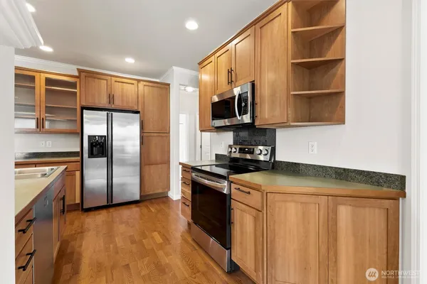 $549,500 | 1149 Aaron Drive, Unit B, Lynden, WA 98264