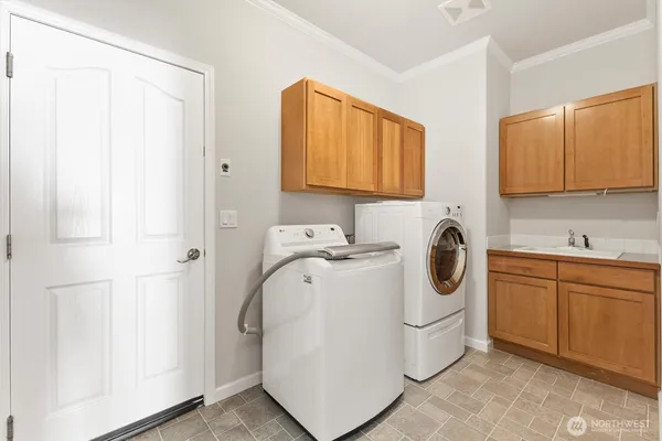 $549,500 | 1149 Aaron Drive, Unit B, Lynden, WA 98264