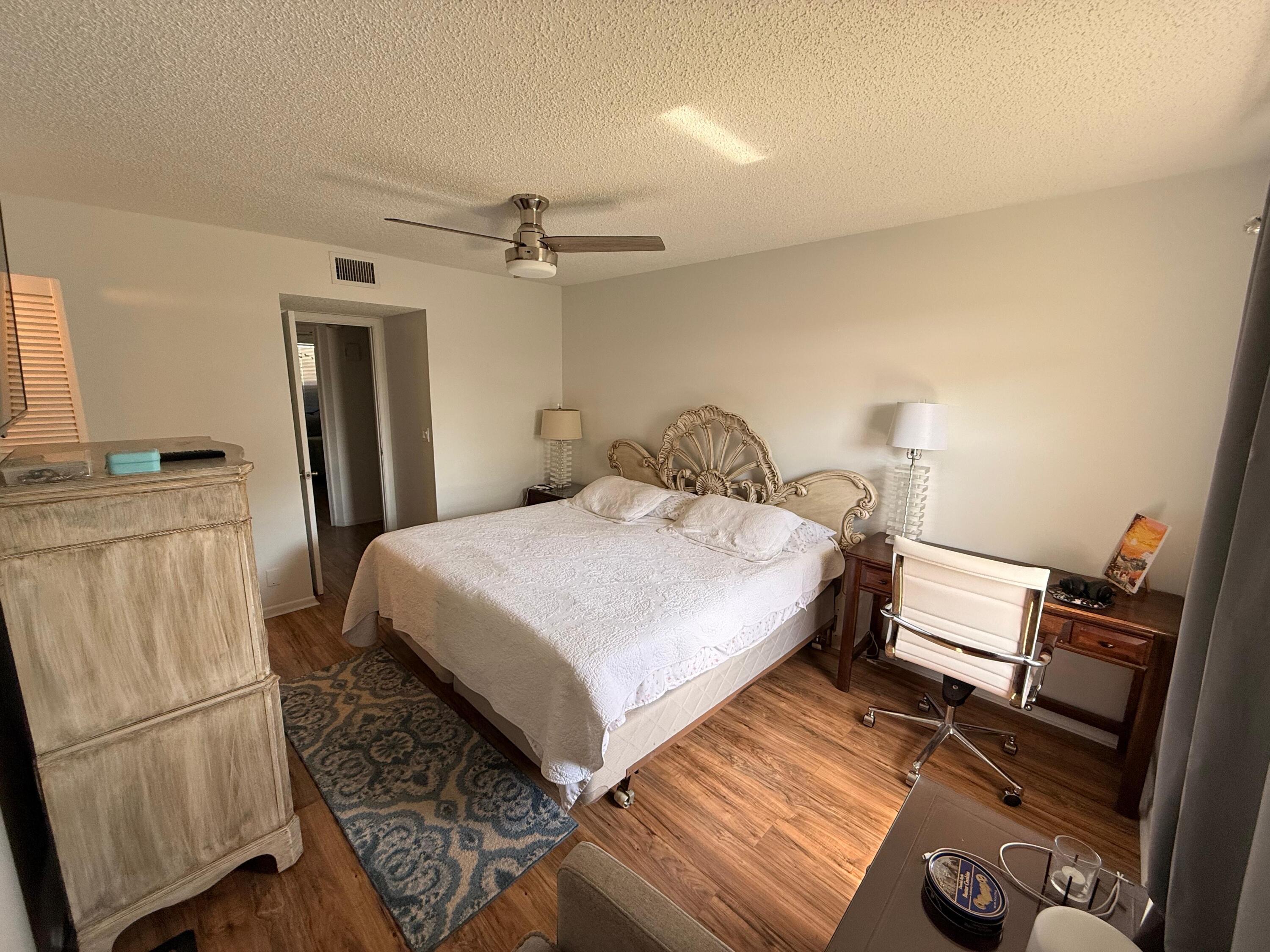 9923 Three Lakes Circle, Unit 13H Boca Raton, FL 33428 - Photo 3 of 10 39B68CDA-4382-4FDA-91AE-09500B9ECF2A