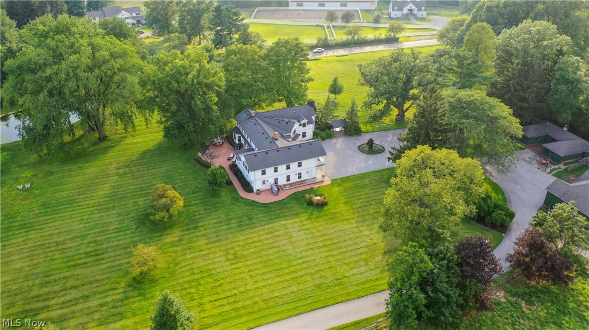8853 Mentor Road Mentor, OH 44060 - Photo 4 of 35 Gallery Image 4