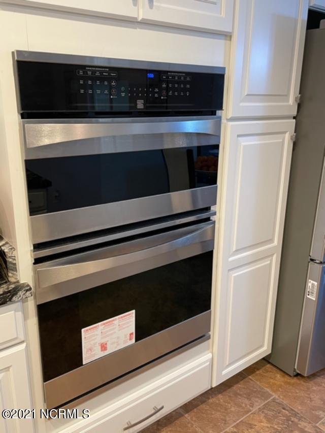 1104 Raleigh Rd Parkway West Wilson, NC 27896 - Photo 26 of 51 Double Ovens