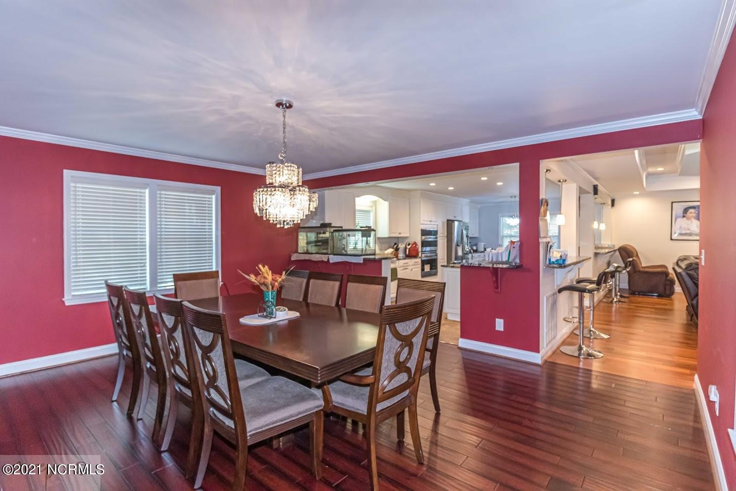 1104 Raleigh Rd Parkway West Wilson, NC 27896 - Photo 28 of 51 1104 Raleigh Dining