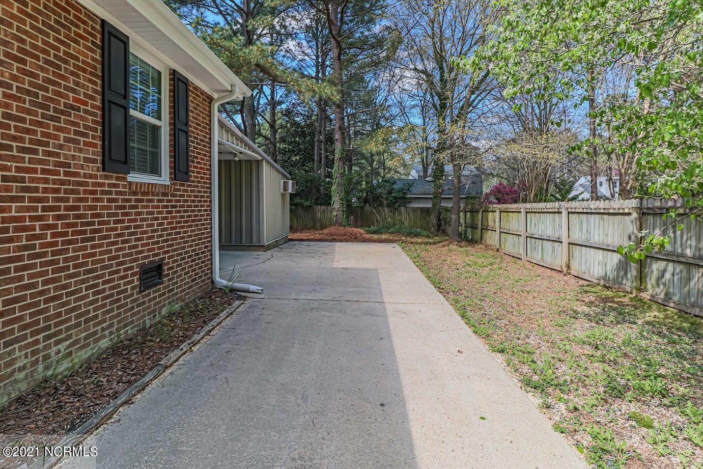 1104 Raleigh Rd Parkway West Wilson, NC 27896 - Photo 7 of 51 1104 Raleigh Back Driveway