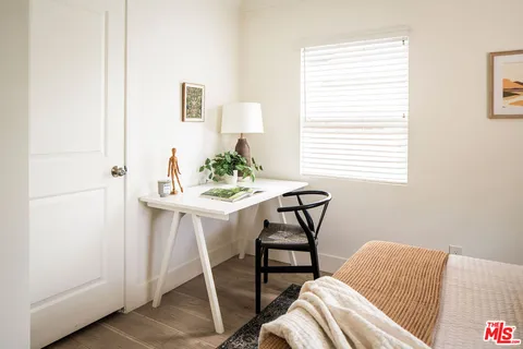 $1,250,000 | 2354 Landa Street, Los Angeles, CA 90039