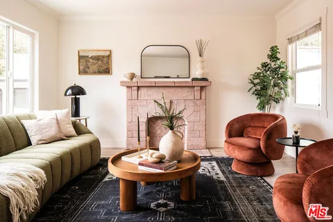 $1,250,000 | 2354 Landa Street, Los Angeles, CA 90039