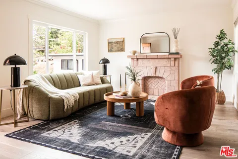 $1,250,000 | 2354 Landa Street, Los Angeles, CA 90039