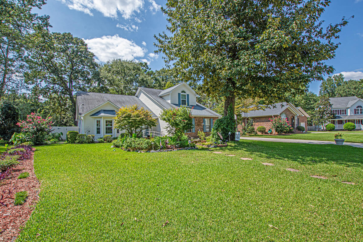 113 Long Bow Road Summerville, SC 29485 - Photo 2 of 48 01c Fr