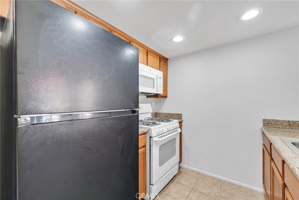 1136 West Blaine Street, Unit 203 Riverside, CA 92507 - Photo 16 of 21