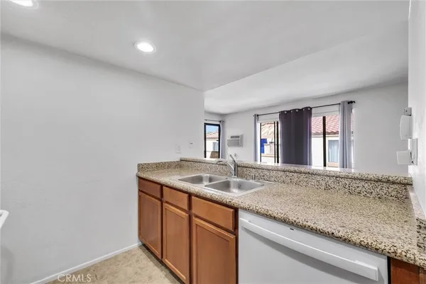 $249,000 | 1136 West Blaine Street, Unit 203, Riverside, CA 92507