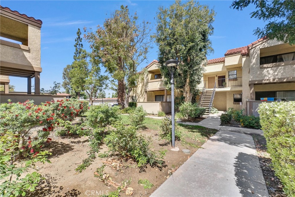 1136 West Blaine Street, Unit 203 Riverside, CA 92507 - Photo 2 of 21