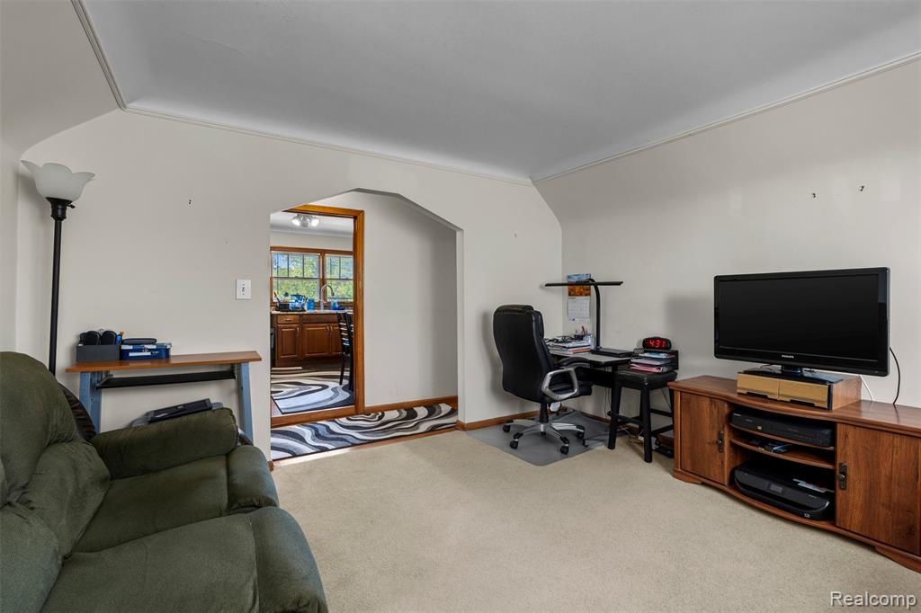2735 East Maple Road Troy, MI 48083 - Photo 22 of 57