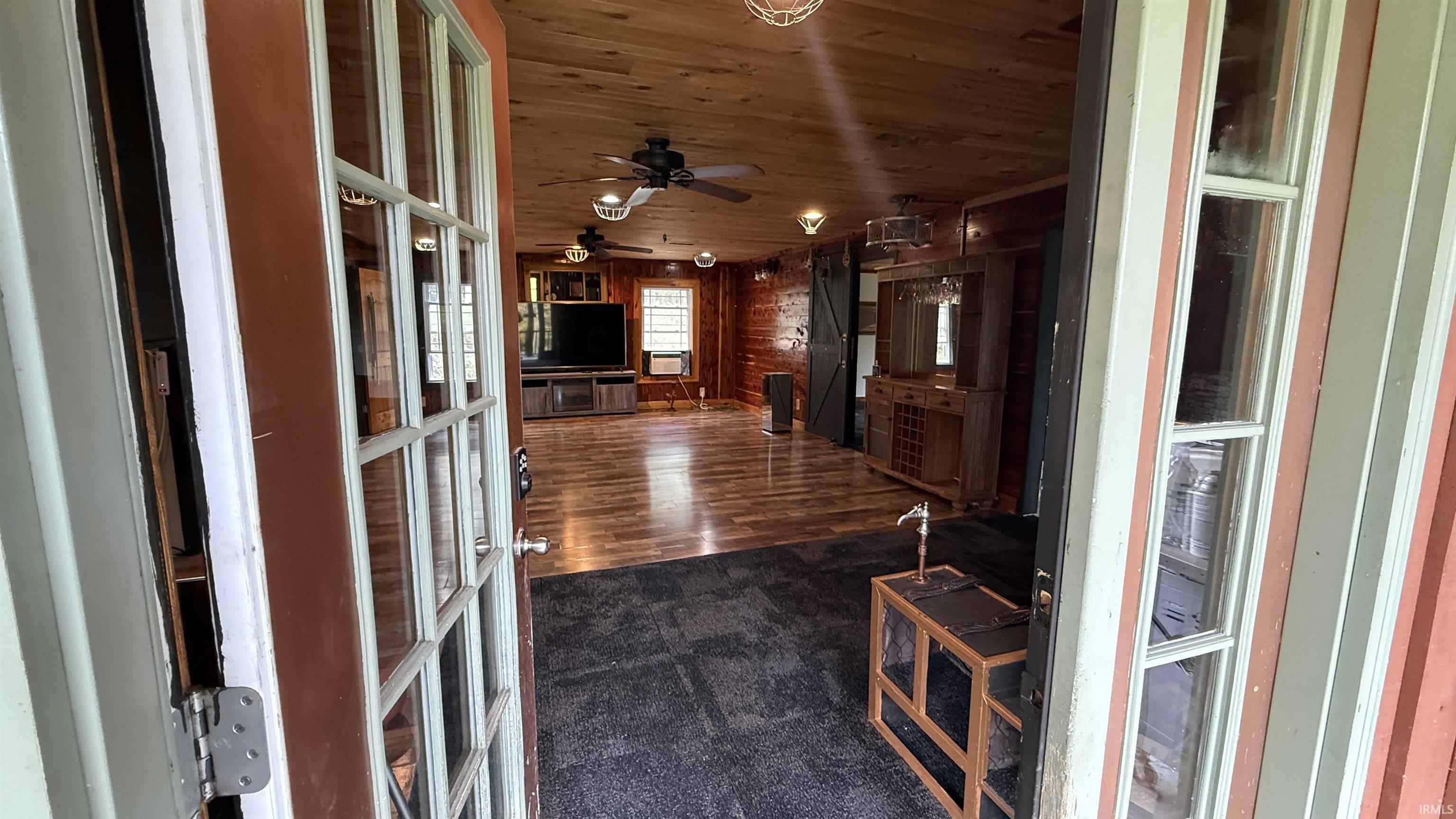 1 East St Road Bloomfield, IN 47424 - Photo 5 of 19