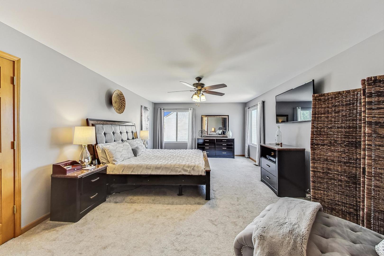 3516 Harms Road Joliet, IL 60435 - Photo 24 of 64