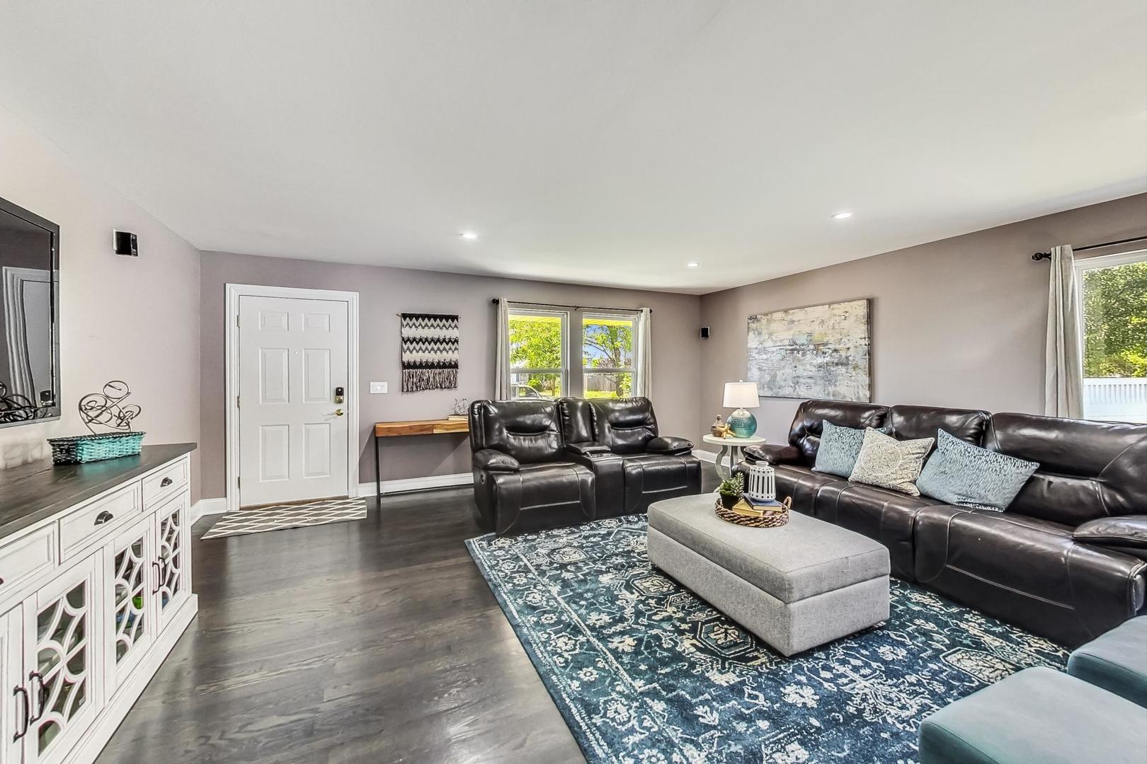 3516 Harms Road Joliet, IL 60435 - Photo 8 of 64