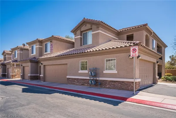 $1,900 | 4625 Centisimo Drive, Unit 204, North Las Vegas, NV 89084