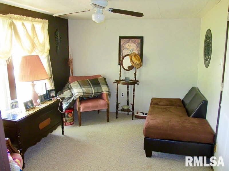 4270 Fayette Road Kinmundy, IL 62854 - Photo 16 of 26