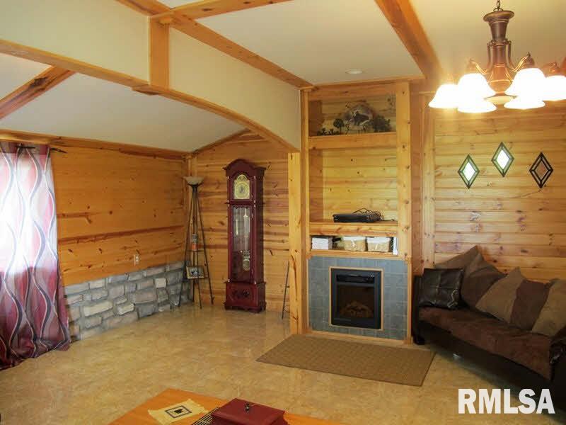 4270 Fayette Road Kinmundy, IL 62854 - Photo 4 of 26