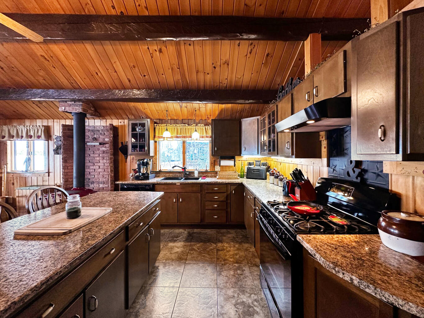 69 Hayward Road Portage, ME 04768 - Photo 12 of 55 20240317171803445915000000-o