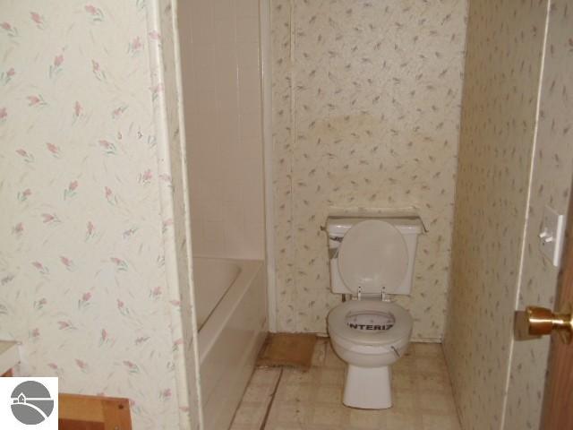 12391 Tannerville Road Kaleva, MI 49645 - Photo 8 of 20 1726324-7.JPG