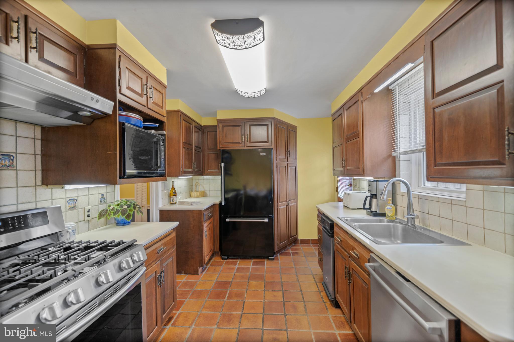 1421 Edgevale Road Wynnewood, PA 19096 - Photo 12 of 41 Kitchen