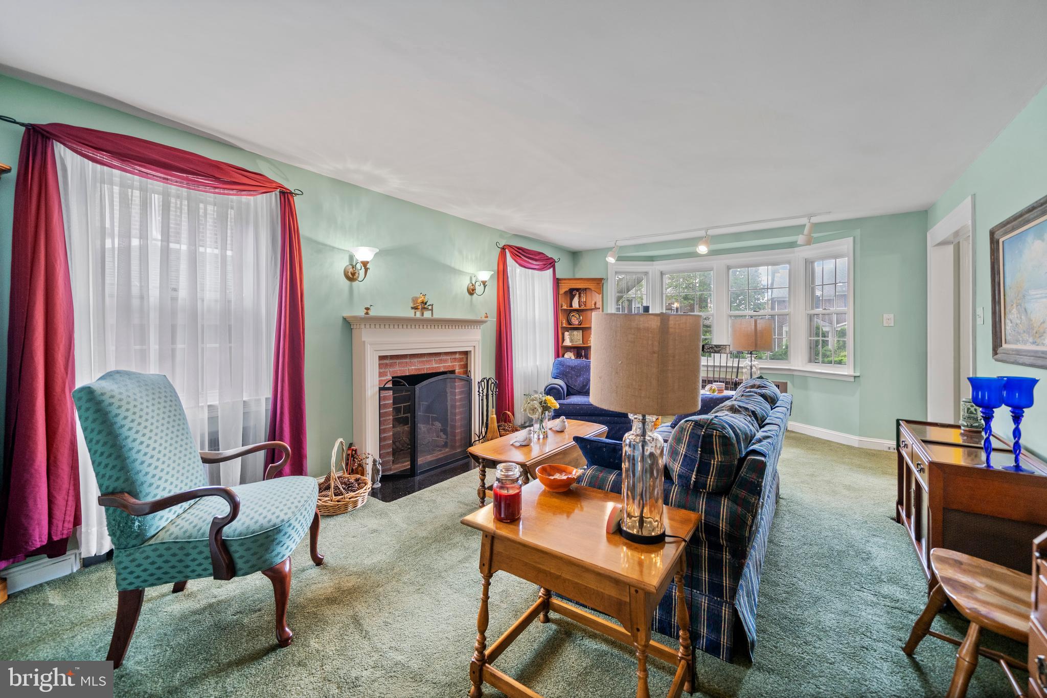 1421 Edgevale Road Wynnewood, PA 19096 - Photo 7 of 41 Living Room