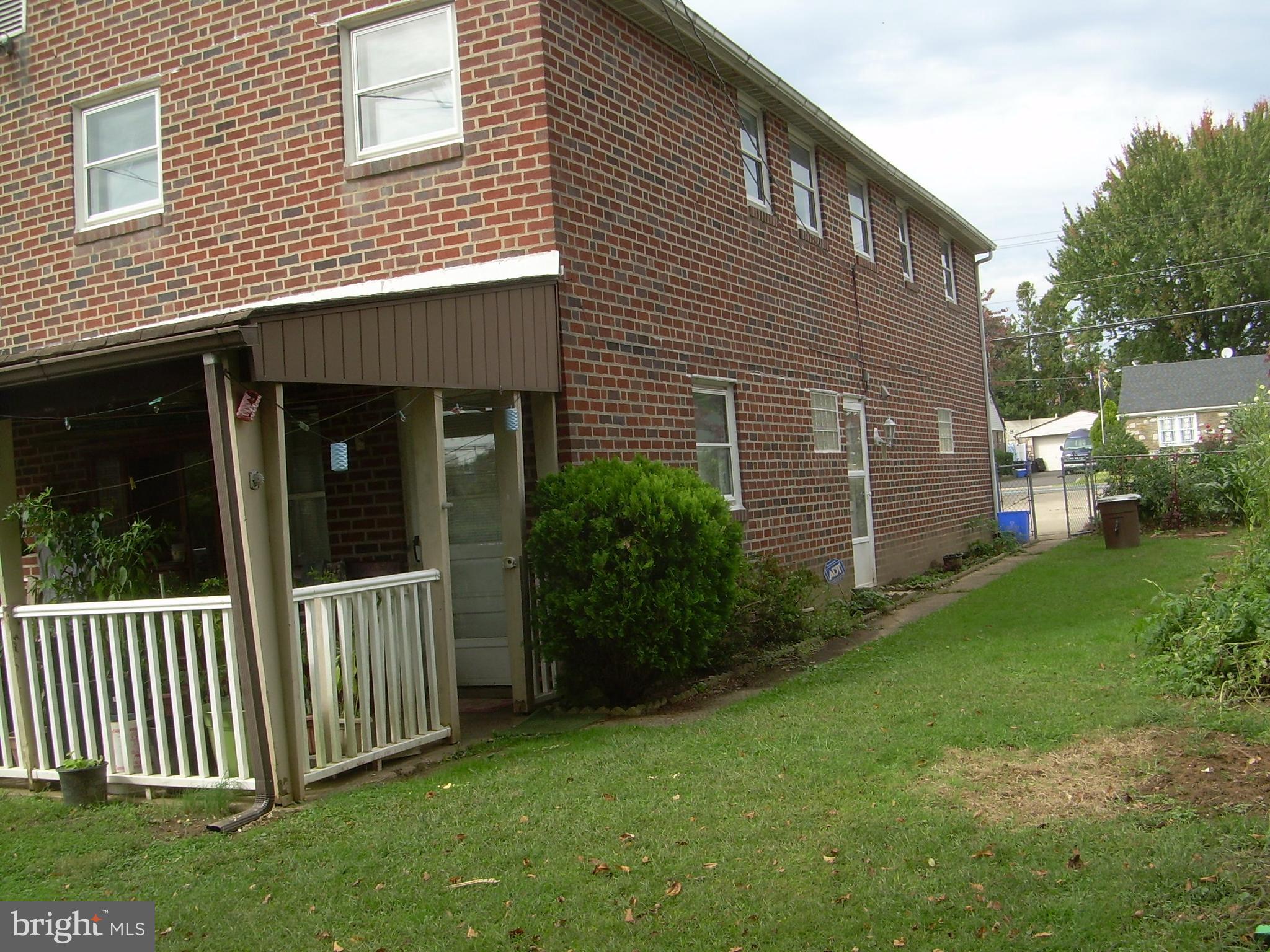 9973 Verree Road Philadelphia, PA 19115 - Photo 3 of 17