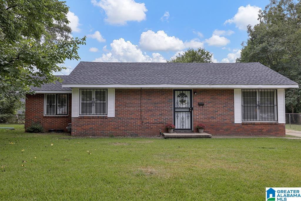 532 Violet Street Birmingham, AL 35228 - Photo 2 of 23