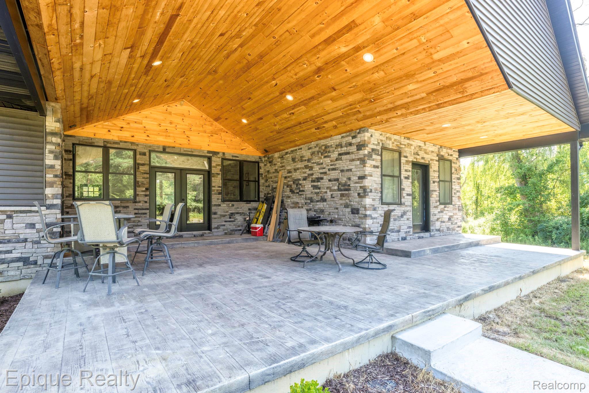 4697 Emmett Road Emmett, MI 48022 - Photo 47 of 62 4697 Emmett Rd (58 of 62).jpg