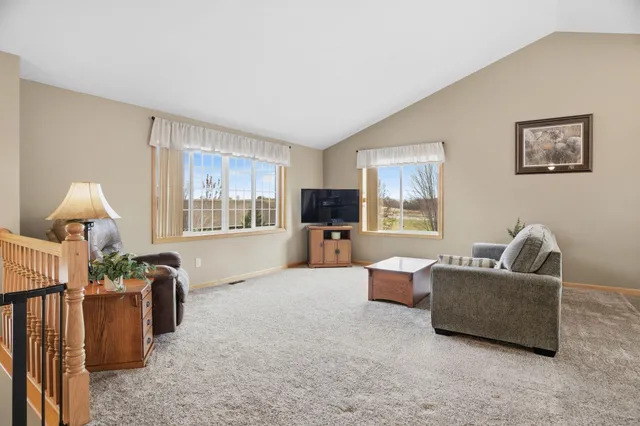 $659,000 | 1445 Highway 25, Buffalo, MN 55313