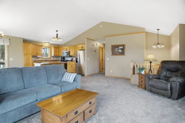 $659,000 | 1445 Highway 25, Buffalo, MN 55313