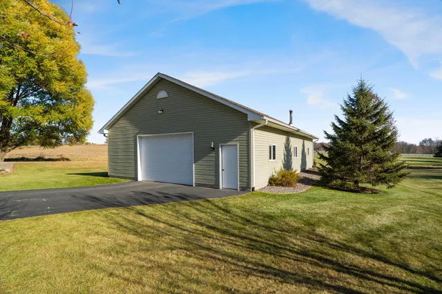 $659,000 | 1445 Highway 25, Buffalo, MN 55313