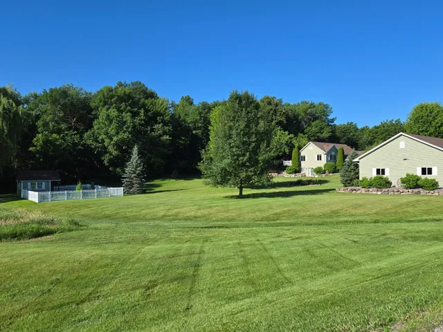 $659,000 | 1445 Highway 25, Buffalo, MN 55313